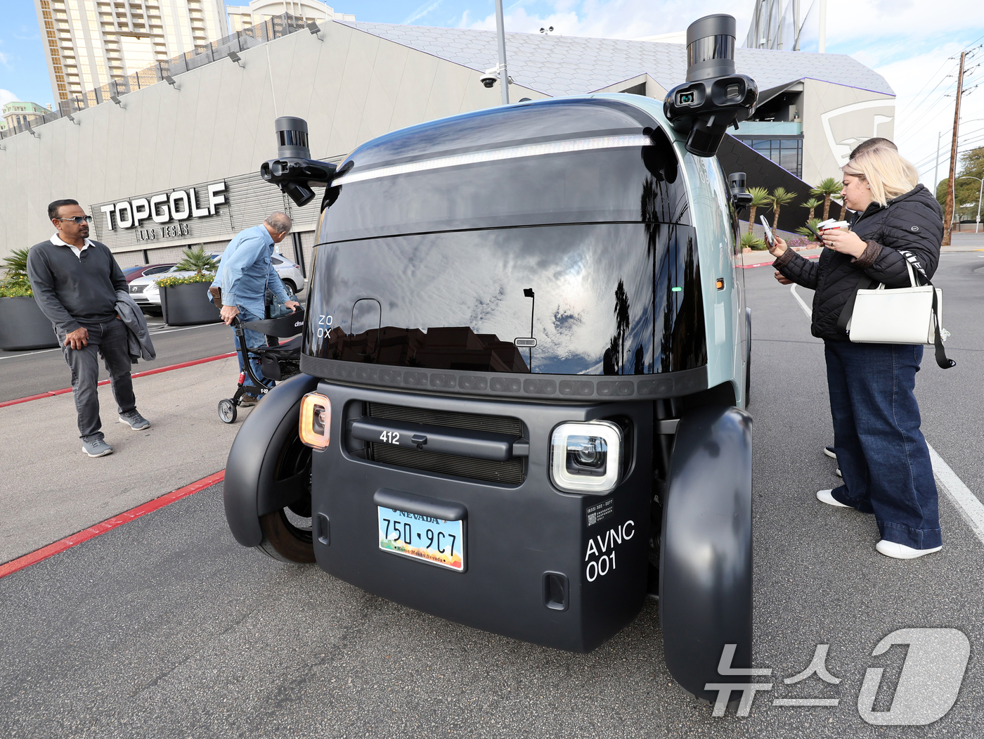 (라스베이거스(미국)=뉴스1) 황기선 기자 = 세계 최대 IT(정보기술)·가전 전시회 'CES 2026' 개막을 이틀 앞둔 4일(현지시간) 미국 네바다주 라스베이거스 거리에서 시민 …