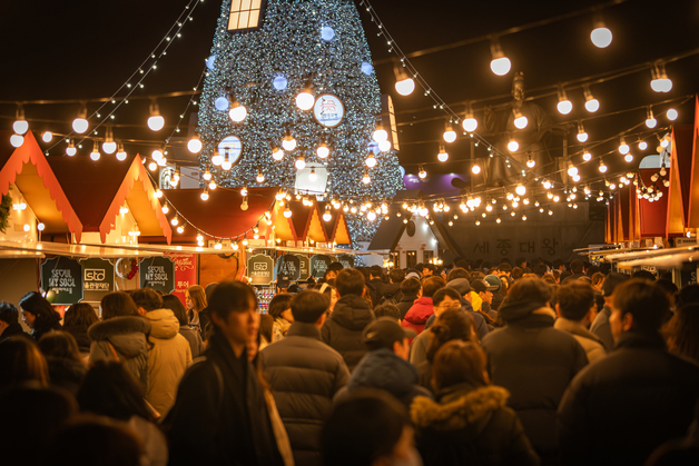 '2025 광화문 마켓' 20일 간 357만명 찾았다… 역대 최대 '흥행'