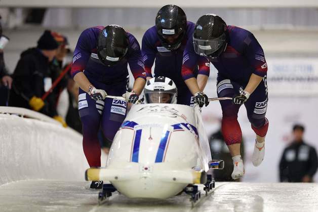 봅슬레이 4인승 김진수팀, 월드컵 5차 대회 10위
