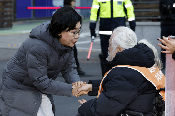 [기자의 눈] 이혜훈, 연습생이면 데뷔시킬 수 있을까