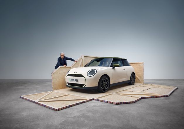 미니 쿠퍼 SE와 폴 스미스 조합 "100대 한정 온라인 사전 예약"