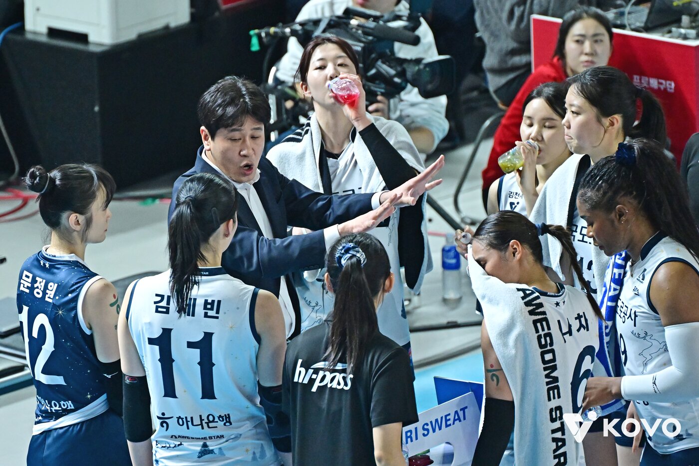 본문 이미지 - 여자부 선두 한국도로공사. (KOVO 제공)