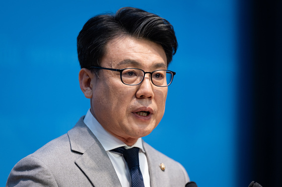 진성준 민주당 원내대표 후보, 정책·공약 기자회견