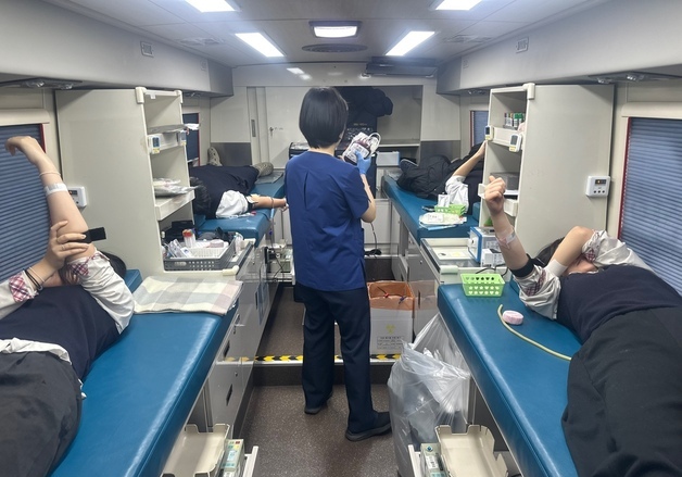 광주·전남 6개 기관·단체 '헌혈 릴레이'…하루 450명 참여