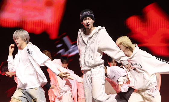 토와, 여심 불태우는 무대