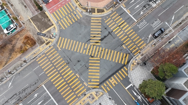 대구 달성군 어린이보호구역 정비…횡단보도 '흰색→노란색' 교체