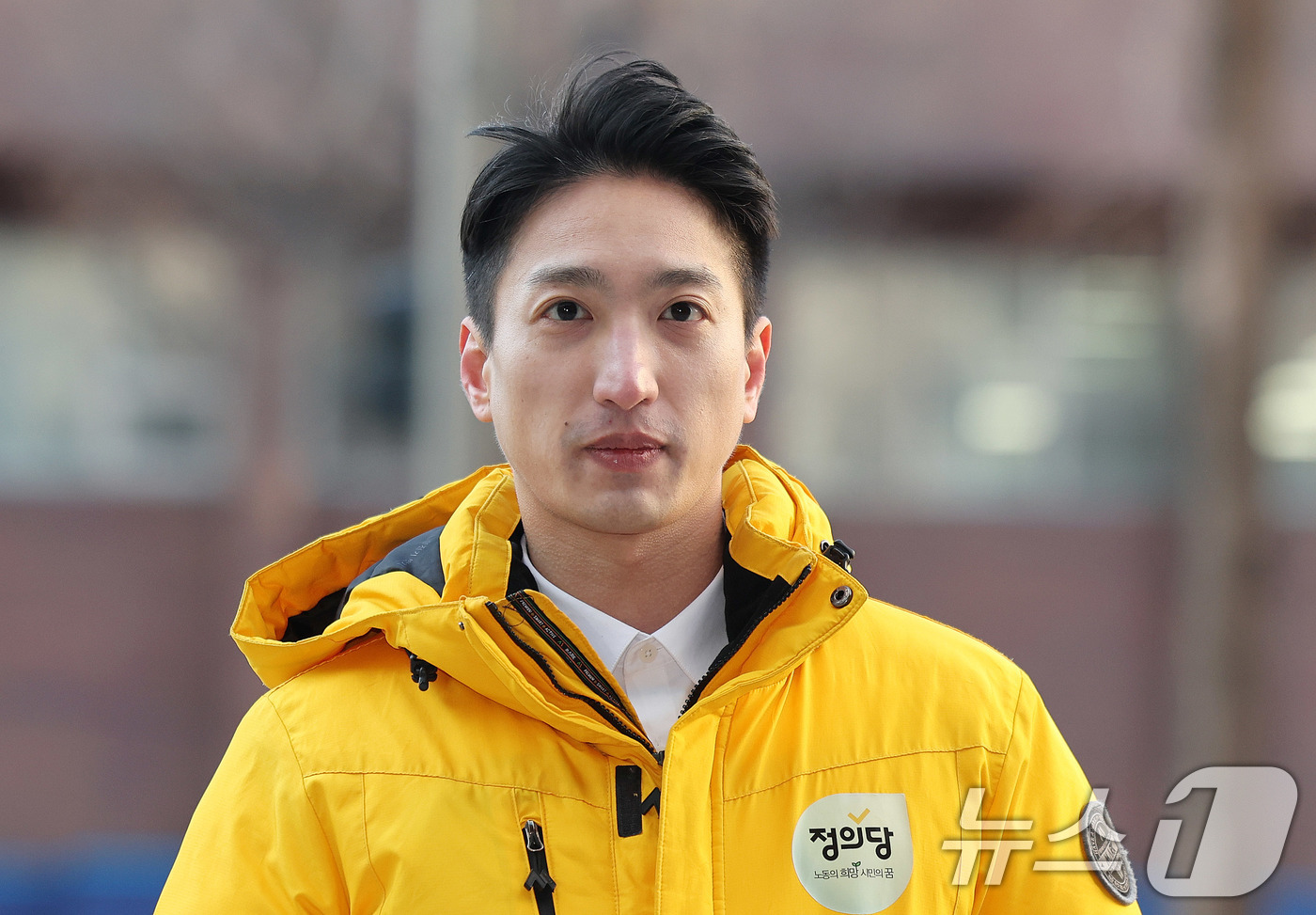 (서울=뉴스1) 박지혜 기자 = 강선우 의원의 '공천헌금' 의혹을 공직선거법 위반 혐의로 고발한 이상욱 정의당 강서구위원장이 5일 서울 강서구 강서경찰서에 조사를 받기 위해 출석하 …