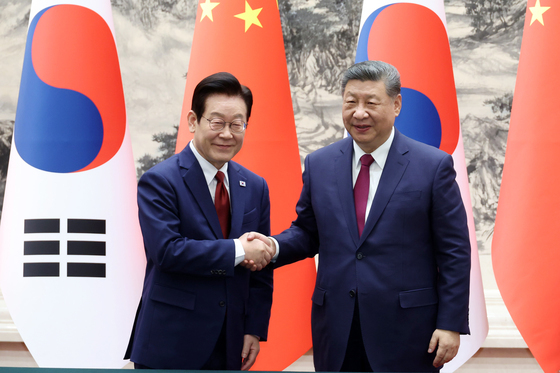 李대통령 "한중관계 복원 원년"…시진핑 "우호 협력 단단히"(종합)