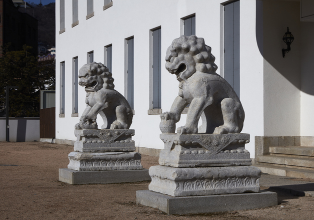 간송 전형필 소장 청대 석사자상, 87년 만에 중국으로 반환