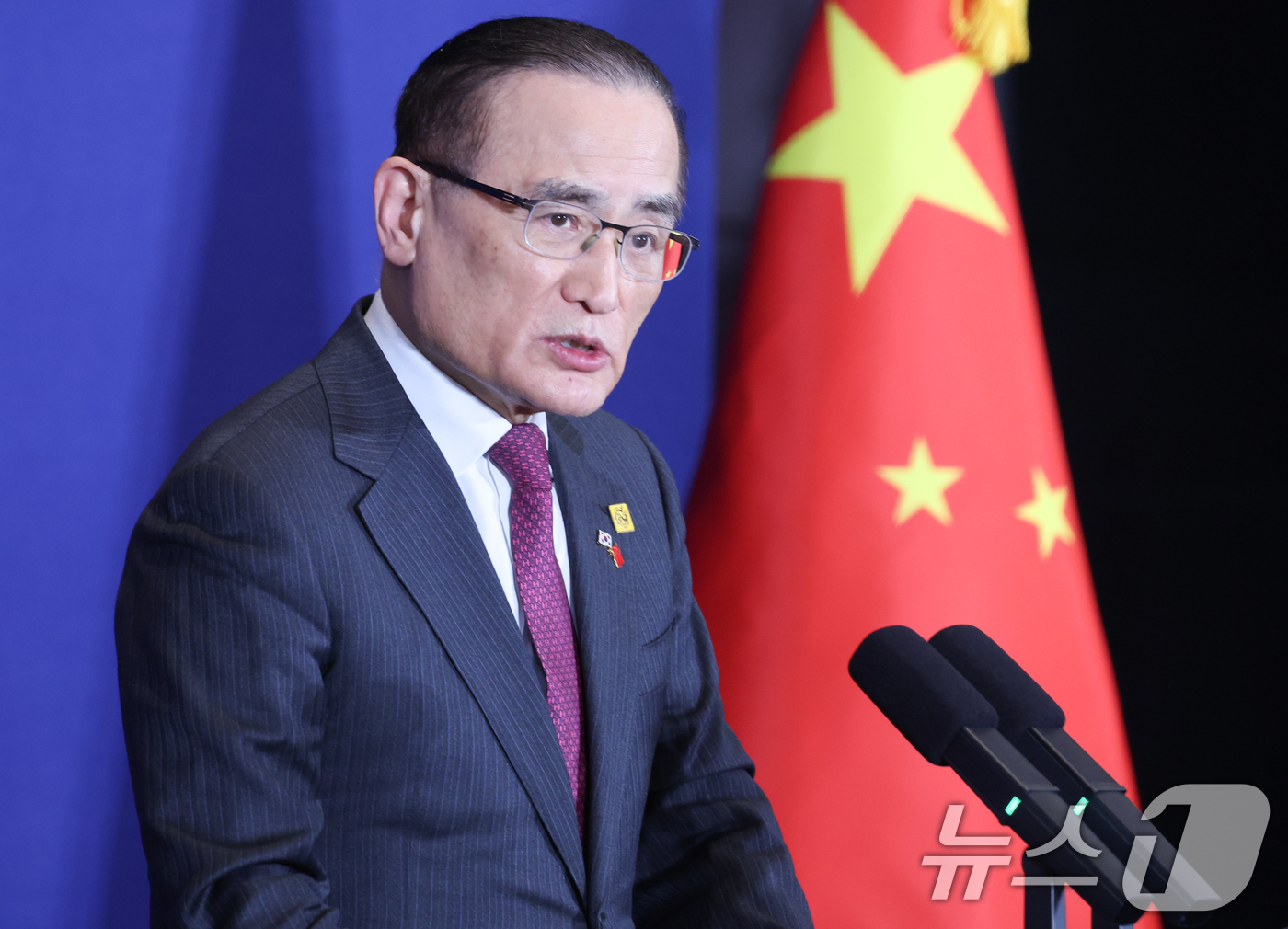 (서울=뉴스1) 허경 기자 = 위성락 국가안보실장이 5일 중국 베이징의 한 호텔에 마련된 프레스센터에서 한중 정상회담 일정 등 관련 브리핑을 하고 있다. 2026.1.5/뉴스1