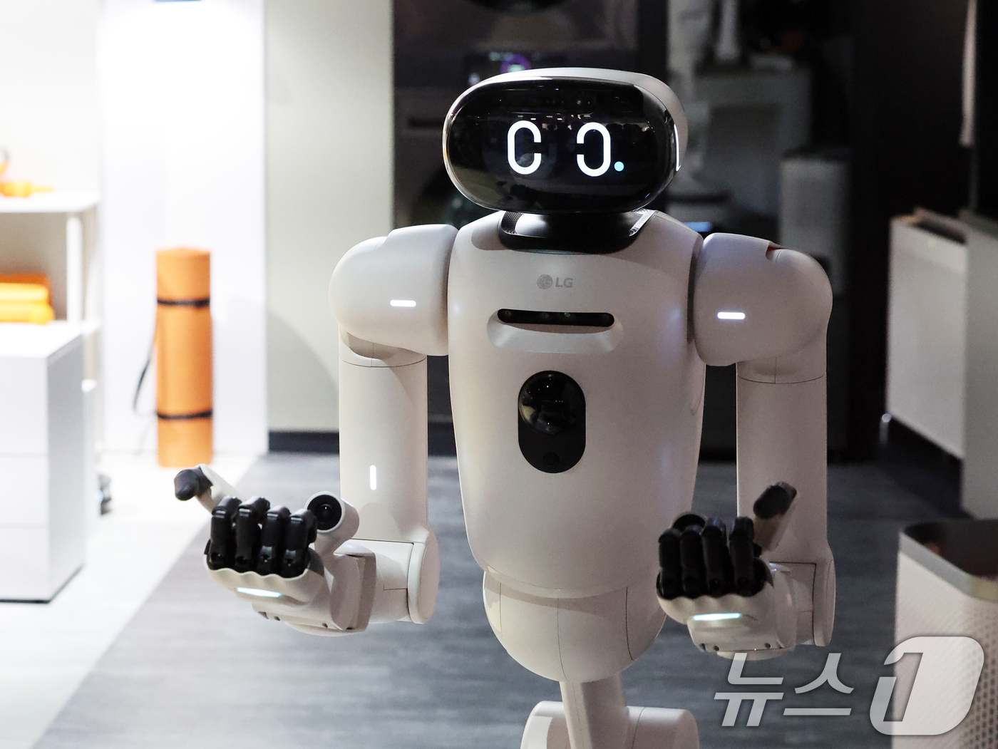 (라스베이거스(미국)=뉴스1) 황기선 기자 = 세계 최대 IT(정보기술)·가전 전시회 'CES 2026' 개막을 하루 앞둔 5일(현지시간) 미국 네바다주 라스베이거스 컨벤션센터(L …