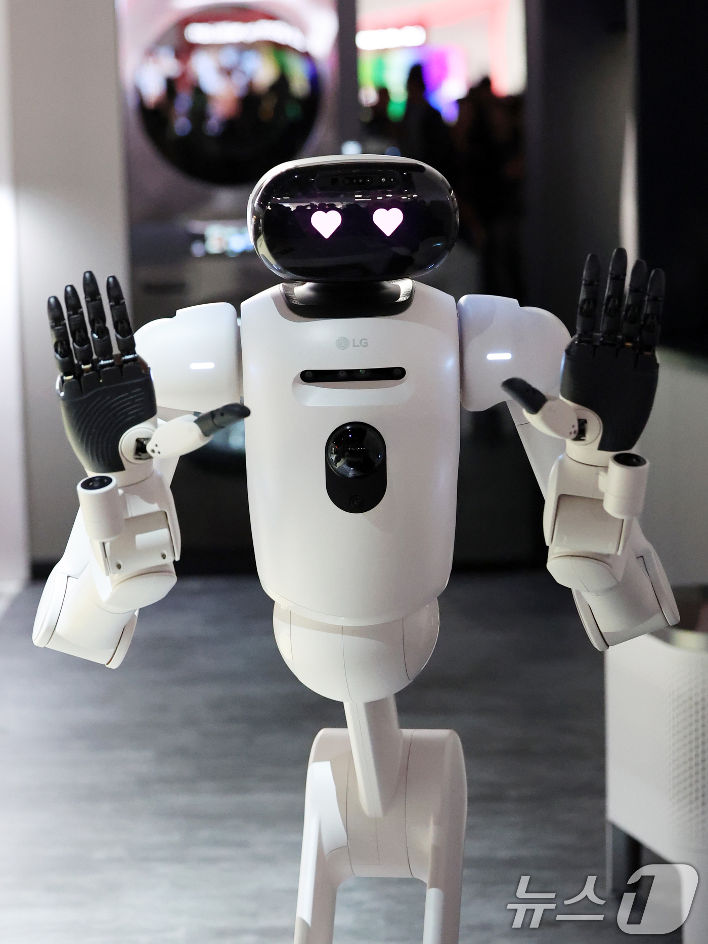 (라스베이거스(미국)=뉴스1) 황기선 기자 = 세계 최대 IT(정보기술)·가전 전시회 'CES 2026' 개막을 하루 앞둔 5일(현지시간) 미국 네바다주 라스베이거스 컨벤션센터(L …