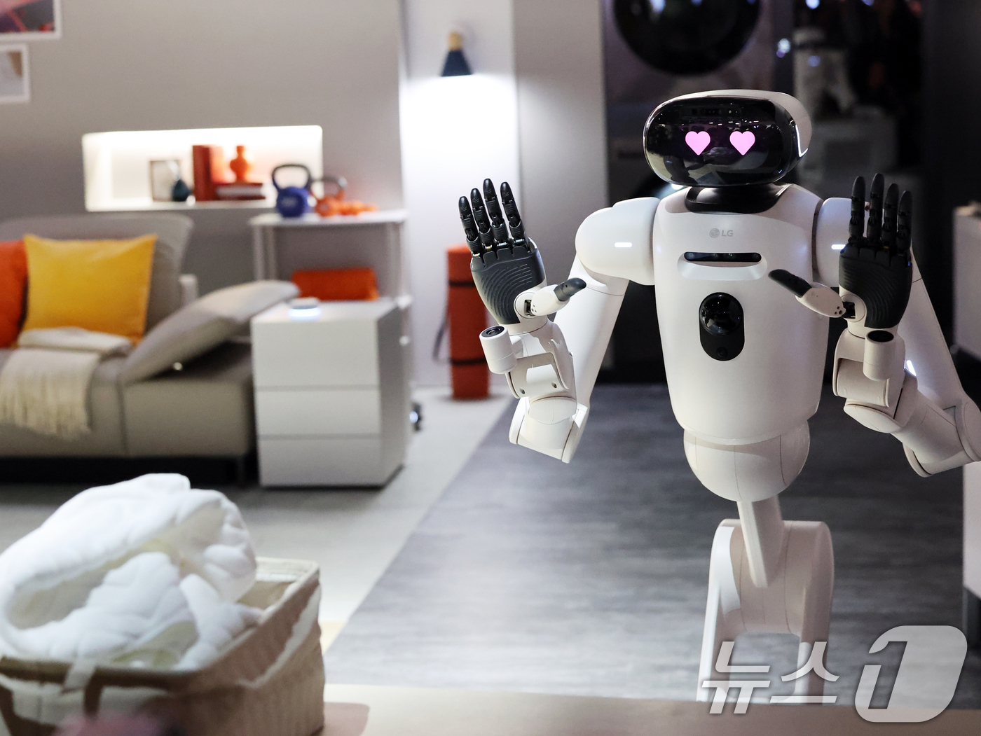 (라스베이거스(미국)=뉴스1) 황기선 기자 = 세계 최대 IT(정보기술)·가전 전시회 'CES 2026' 개막을 하루 앞둔 5일(현지시간) 미국 네바다주 라스베이거스 컨벤션센터(L …