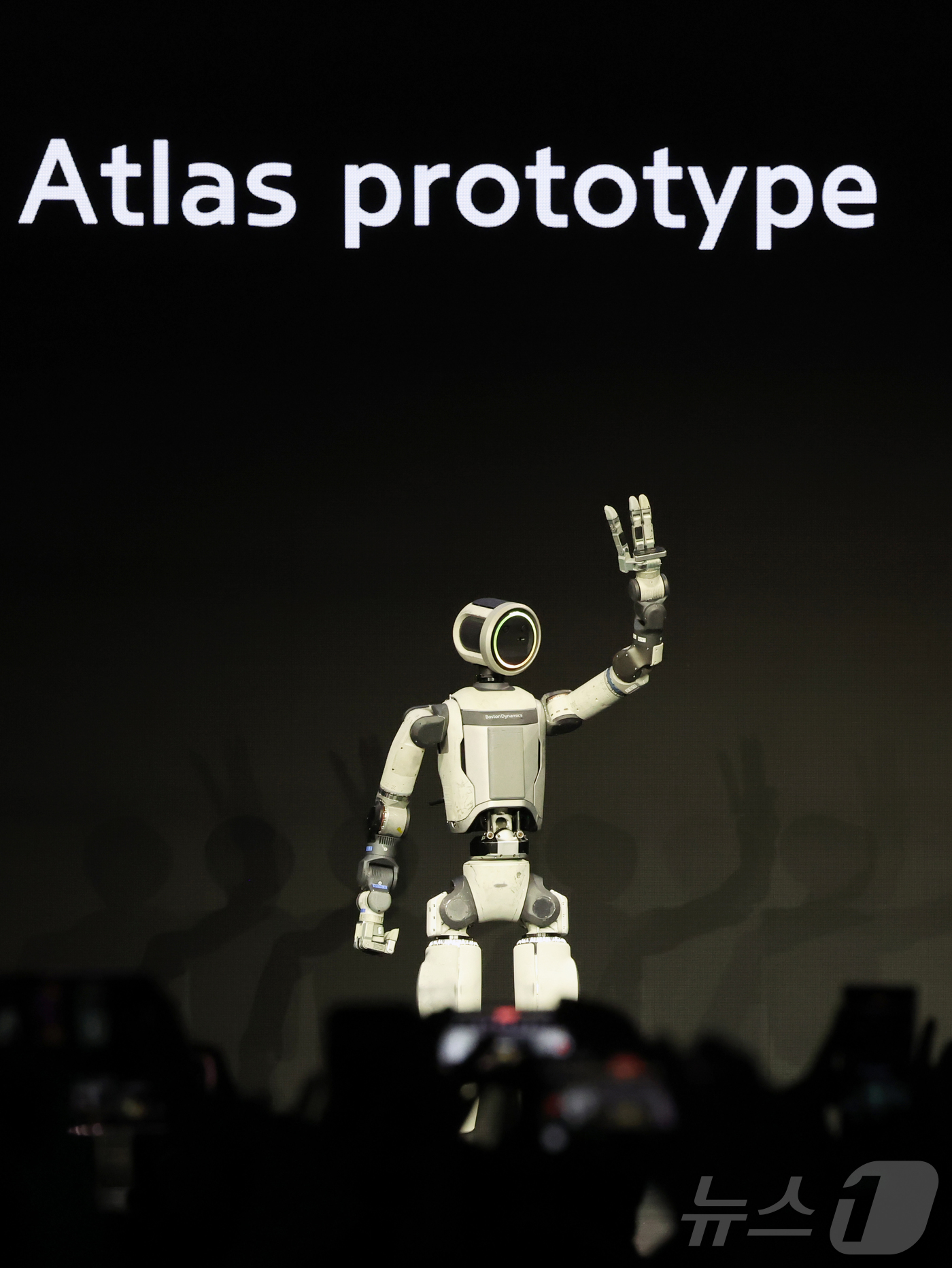 (라스베이거스=뉴스1) 황기선 기자 = 세계 최대 가전·정보기술(IT) 전시회 'CES 2026' 개막을 하루 앞둔 5일(현지시간) 미국 네바다주 라스베이거스 만달레이베이에서 열린 …