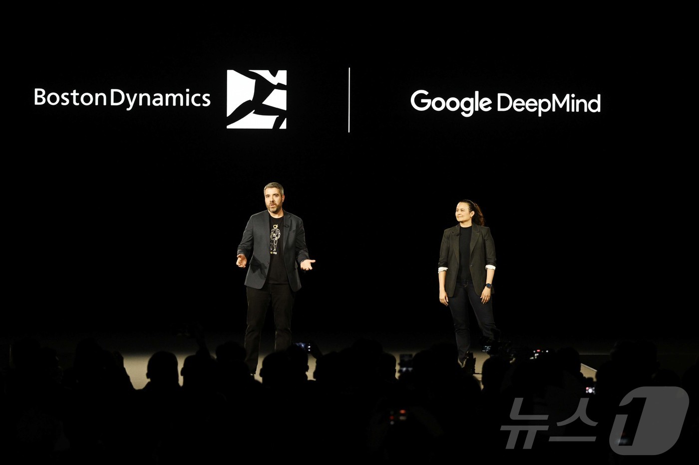 (라스베이거스=뉴스1) 황기선 기자 = 세계 최대 가전·정보기술(IT) 전시회 'CES 2026' 개막을 하루 앞둔 5일(현지시간) 미국 네바다주 라스베이거스 만달레이베이에서 열린 …