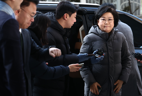 [단독] 4쪽짜리 연구용역 1000만원…이혜훈 '한국여성의정' 예산 퍼주기