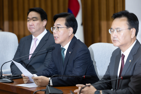 국힘 "김정은은 외교부장이 직접 영접…李 대통령 '줄 잘 서라' 경고만 들어"