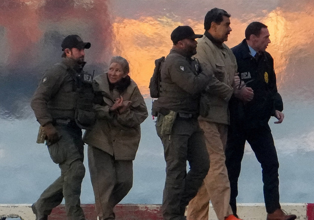 '마두로 체포' AI 사진 범람…트럼프 올린 공식사진 못믿는 시대