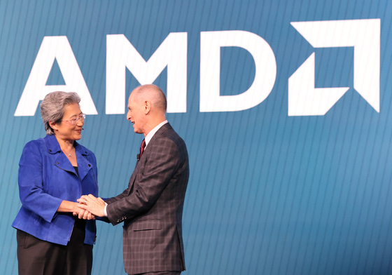 [CES 2026]CTA 회장과 악수 나누는 리사 수