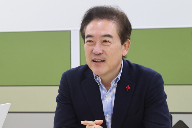 윤희근 전 경찰청장 "충북지사 출마 결심…지방시대 리드"