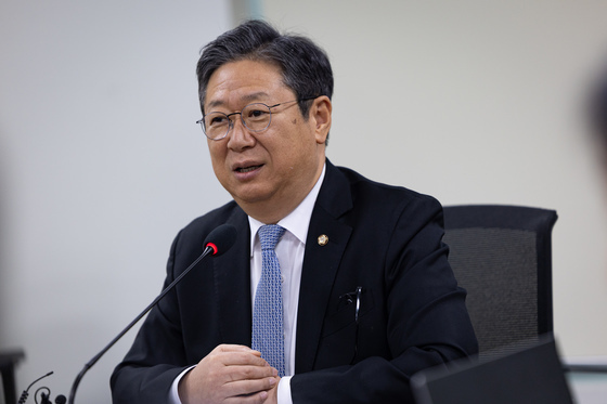 與 전략공관위, 일부 재보선 전략공천 의결…오후 발표