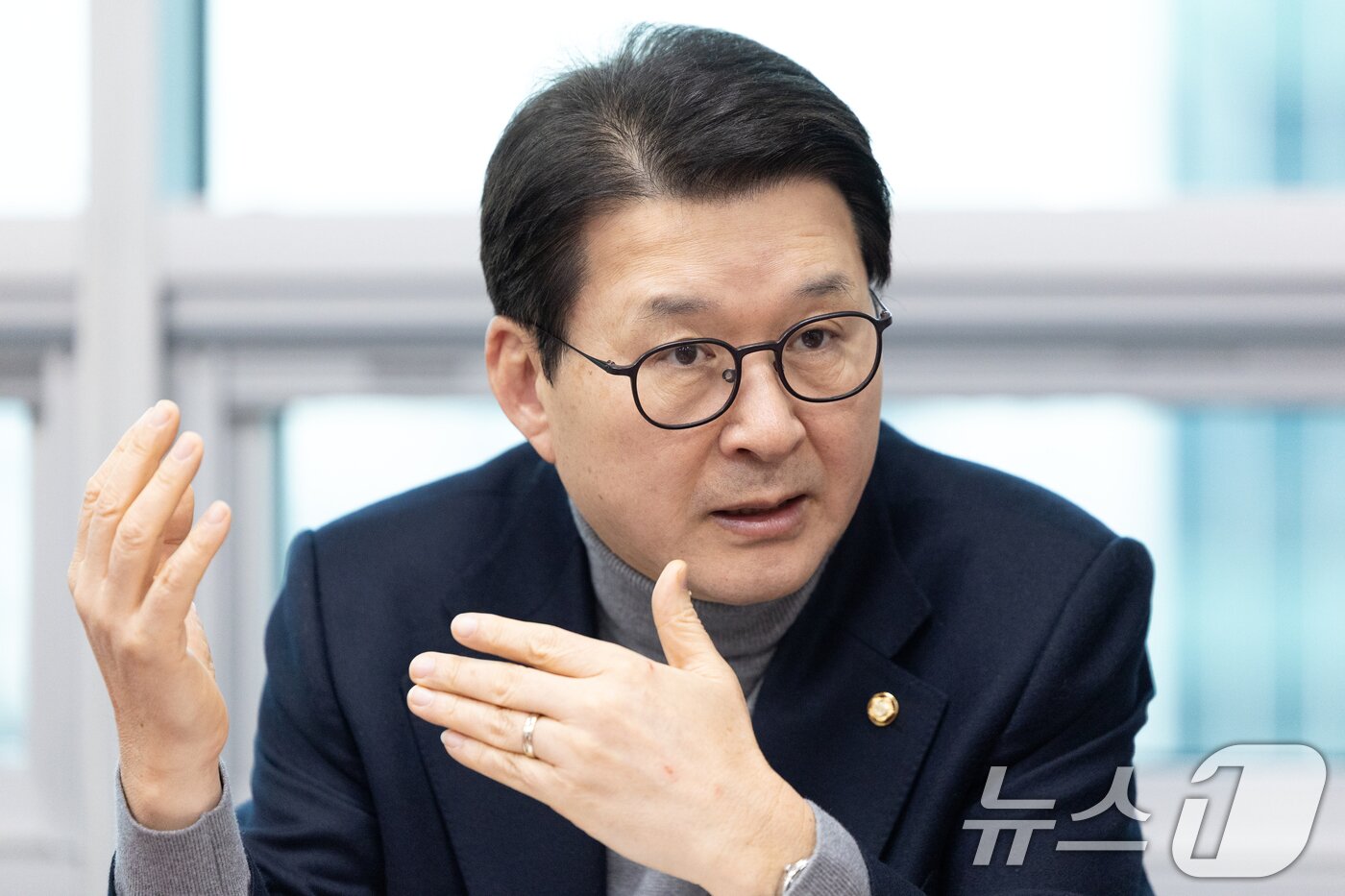 본문 이미지 - 신동욱 국민의힘 최고위원이 6일 서울 여의도 국회 의원회관에서 뉴스1과 인터뷰하고 있다. ⓒ News1 이승배 기자