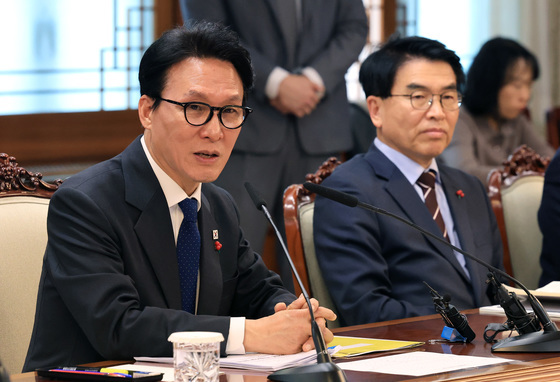 모두발언하는 김민석 총리