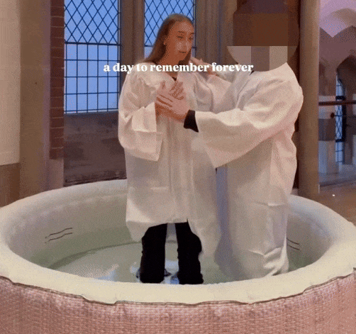 본문 이미지 - (인스타그램 'lilyphillip_s' 갈무리)