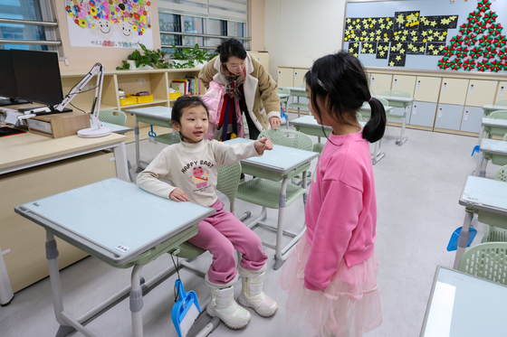 이제 우리 1학년이래