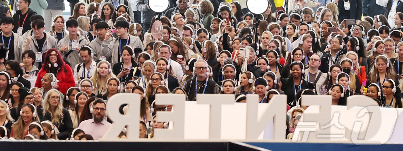 (라스베이거스=뉴스1) 황기선 기자 = 세계 최대 IT(정보기술)·가전 전시회 'CES 2026' 개막 일인 6일(현지시간) 미국 네바다주 라스베이거스 컨벤션센터(LVCC)에서 단 …