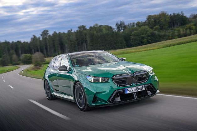 車기자협회 선정 1월의 차에 'BMW 뉴 M5 투어링'