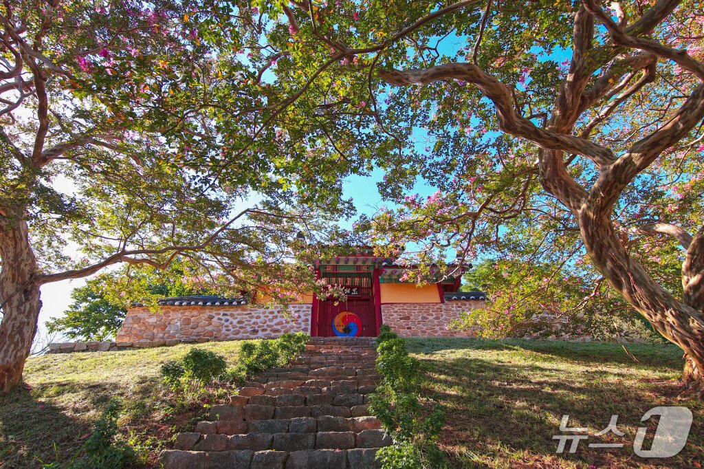 본문 이미지 - 충장사 전경(당진시 제공. 재판매 및 DB금지)2026.1.7/뉴스1