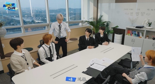 투어스, 4개월 만에 자체 콘텐츠 컴백…예능감 폭발