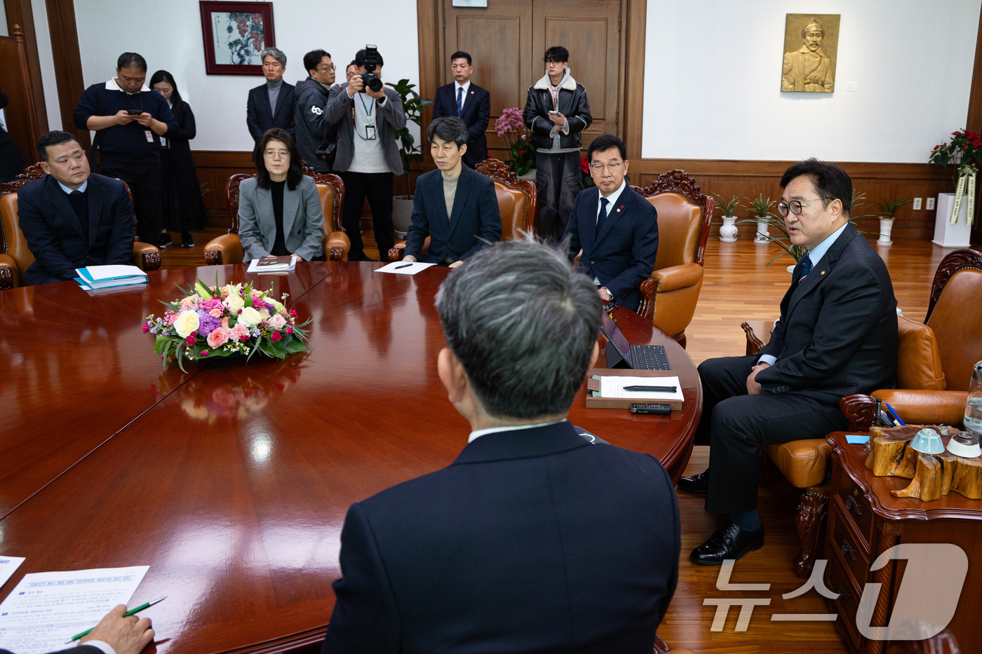 (서울=뉴스1) 유승관 기자 = 우원식 국회의장이 7일 서울 여의도 국회에서 열린 국민투표법 개정 간담회에서 모두 발언을 하고 있다. 2026.1.7/뉴스1