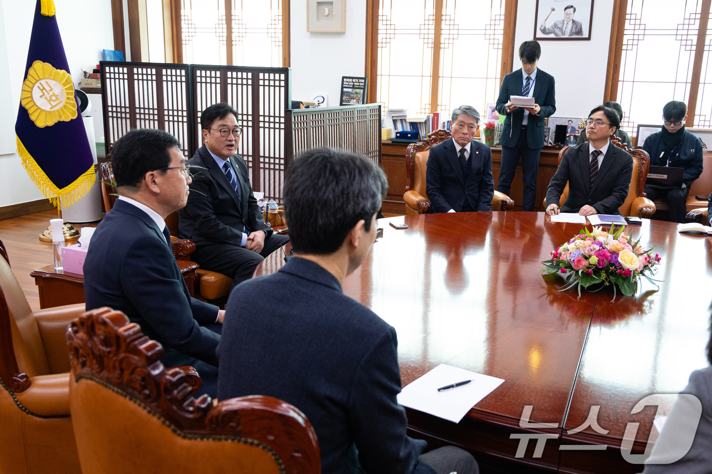 (서울=뉴스1) 유승관 기자 = 우원식 국회의장이 7일 서울 여의도 국회에서 열린 국민투표법 개정 간담회에서 모두 발언을 하고 있다. 2026.1.7/뉴스1