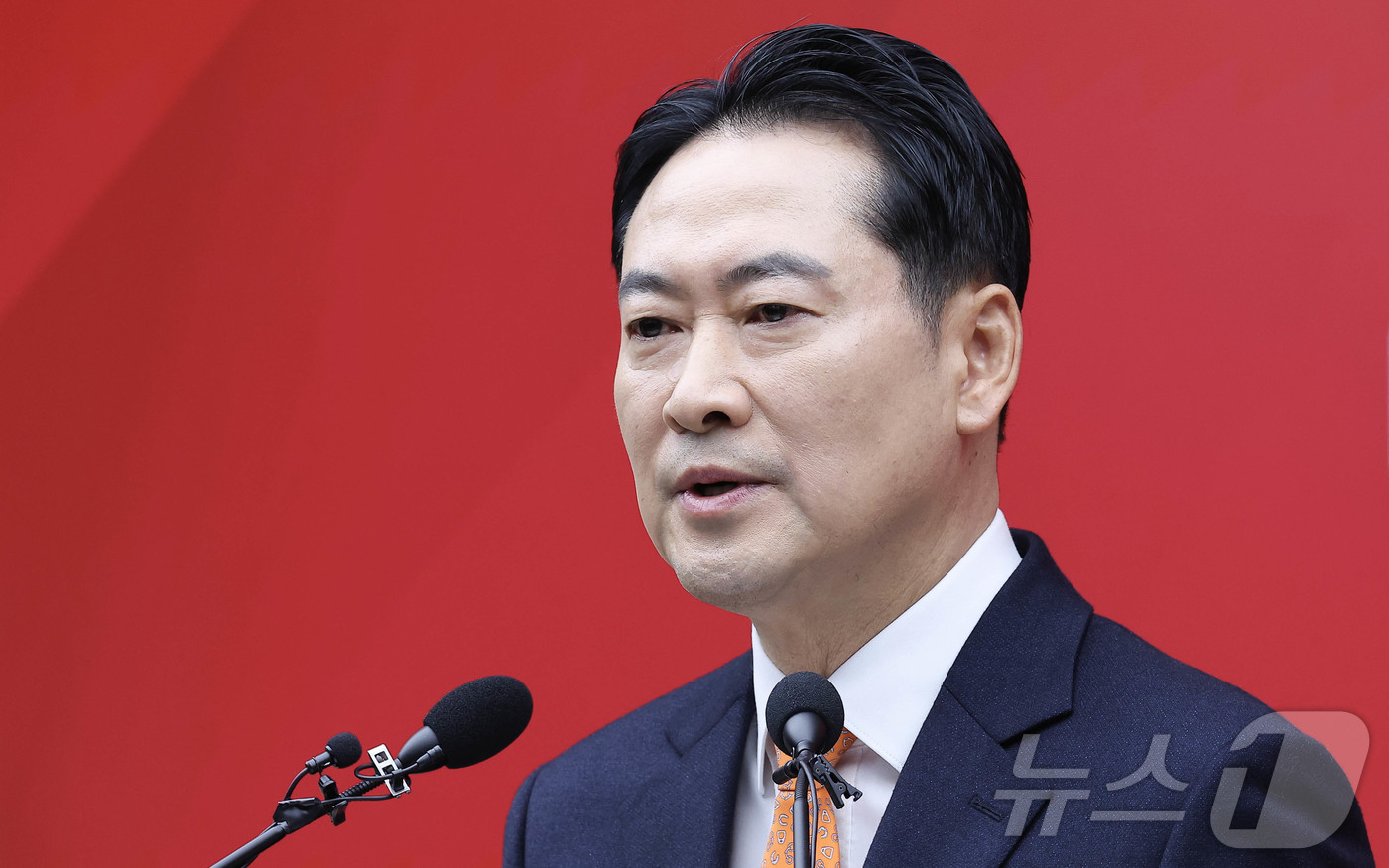 (서울=뉴스1) 이승배 기자 = 장동혁 국민의힘 대표가 7일 서울 여의도 중앙당사에서 열린 긴급기자회견에서 당 쇄신안 등을 발표하고 있다. (공동취재) 2026.1.7/뉴스1