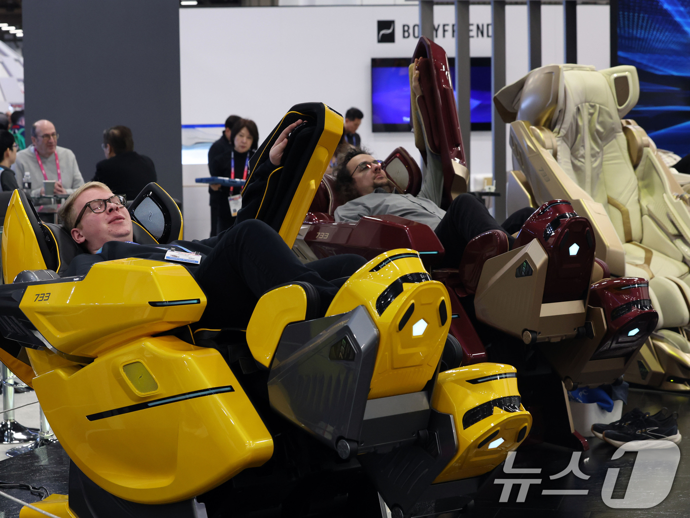 (라스베이거스=뉴스1) 황기선 기자 = 세계 최대 IT(정보기술)·가전 전시회 'CES 2026' 개막 일인 6일(현지시간) 미국 네바다주 라스베이거스 컨벤션센터(LVCC)에서 바 …