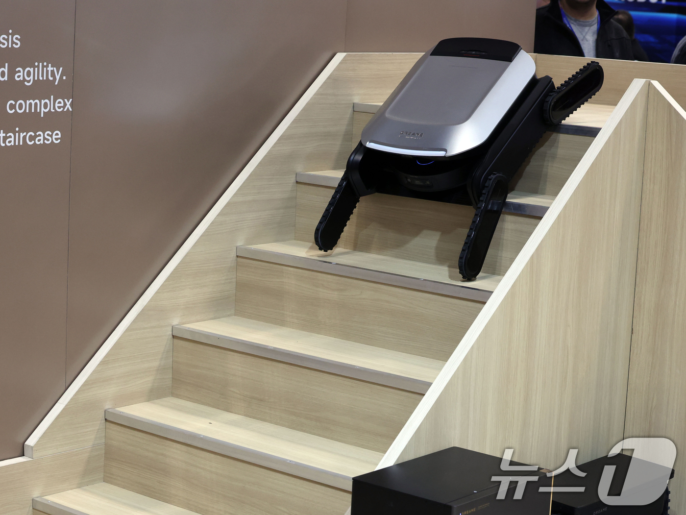 (라스베이거스=뉴스1) 황기선 기자 = 세계 최대 IT(정보기술)·가전 전시회 'CES 2026' 개막 일인 6일(현지시간) 미국 네바다주 라스베이거스 컨벤션센터(LVCC)에서 드 …