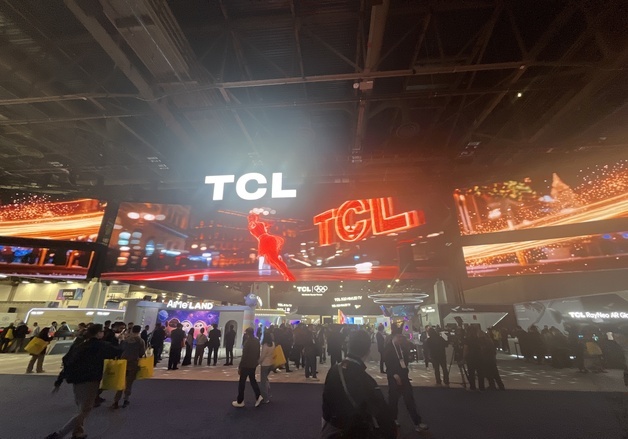 "한국에 안 뒤진다" 中 TV 자신감…삼성·LG, 고화질 프리미엄 맞불