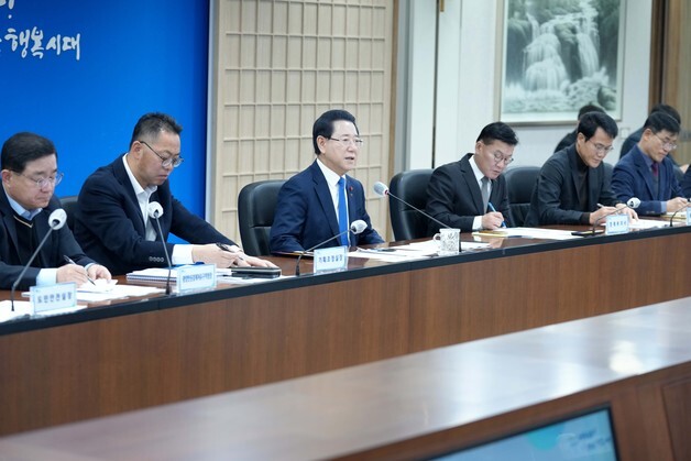 김영록 지사 "행정통합, 시도민 의견 들으며 신속하게"