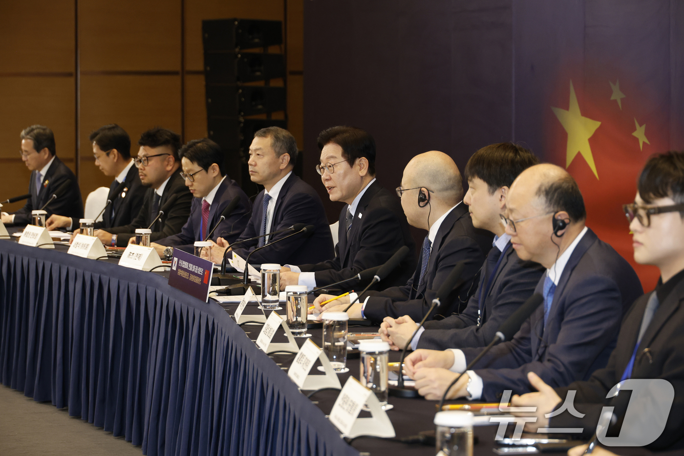 (상하이(중국)=뉴스1) 허경 기자 = 이재명 대통령이 7일 중국 상하이 국제회의중심에서 열린 한·중 벤처스타트업 서밋에서 발언하고 있다. 2026.1.7/뉴스1