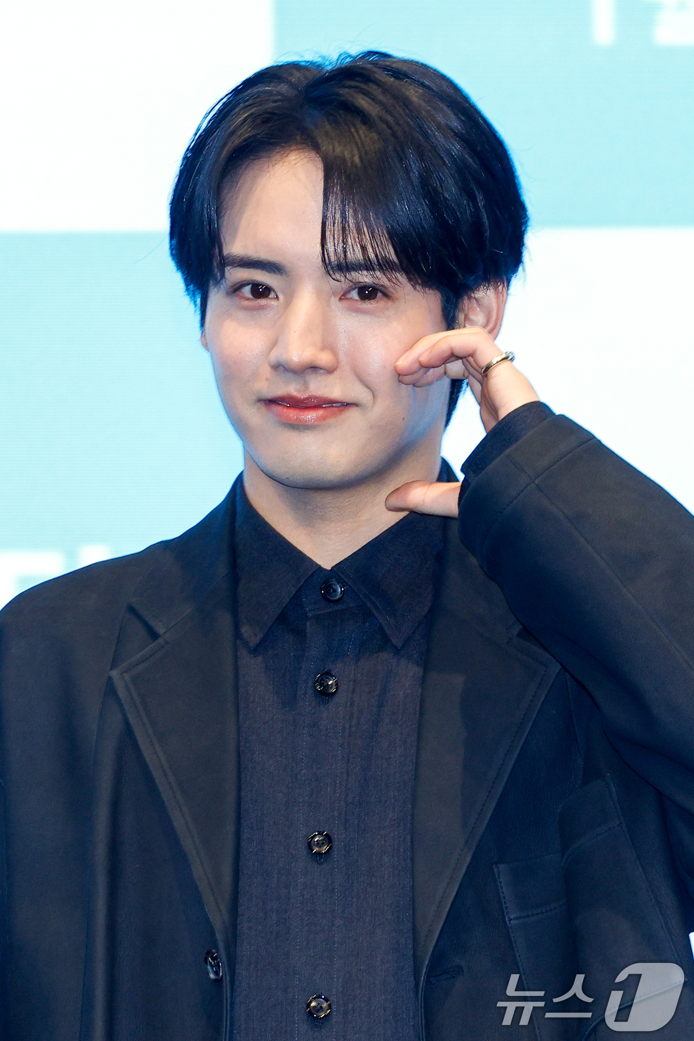 (서울=뉴스1) 안은나 기자 = 배우 아카소 에이지(赤楚衛二)가 7일 서울 구로구 더세인트에서 열린 일본 테레비 도쿄(TV TOKYO) 드라마 '첫입에 반하다'(김밥과 오니기리, …