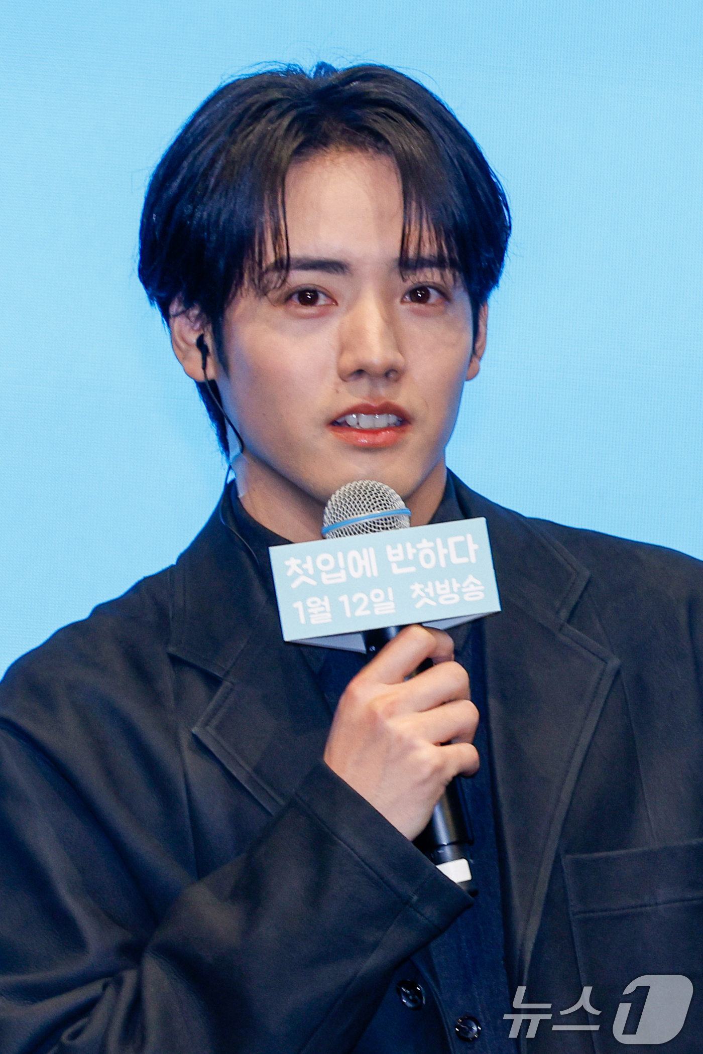 (서울=뉴스1) 안은나 기자 = 배우 아카소 에이지(赤楚衛二)가 7일 서울 구로구 더세인트에서 열린 일본 테레비 도쿄(TV TOKYO) 드라마 '첫입에 반하다'(김밥과 오니기리, …