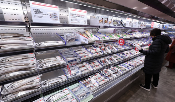 해수부, 고등어 가격 급등에 할인행사 열고 물량확보 나서