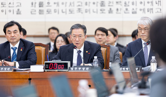 정성호 법무장관 "2차 종합특검 필요…국회서 입법적 결단해달라"