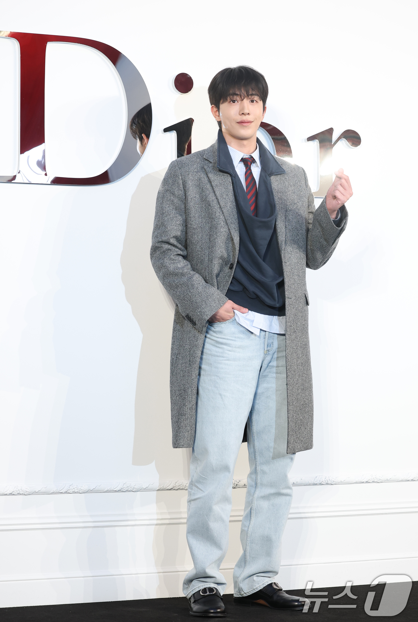 (서울=뉴스1) 권현진 기자 = 배우 남주혁이 7일 오후 서울 성동구 디올 성수에서 열린 조나단 디올 컬렉션 론칭 기념 행사에 참석해 포즈를 취하고 있다. 2026.1.7/뉴스1