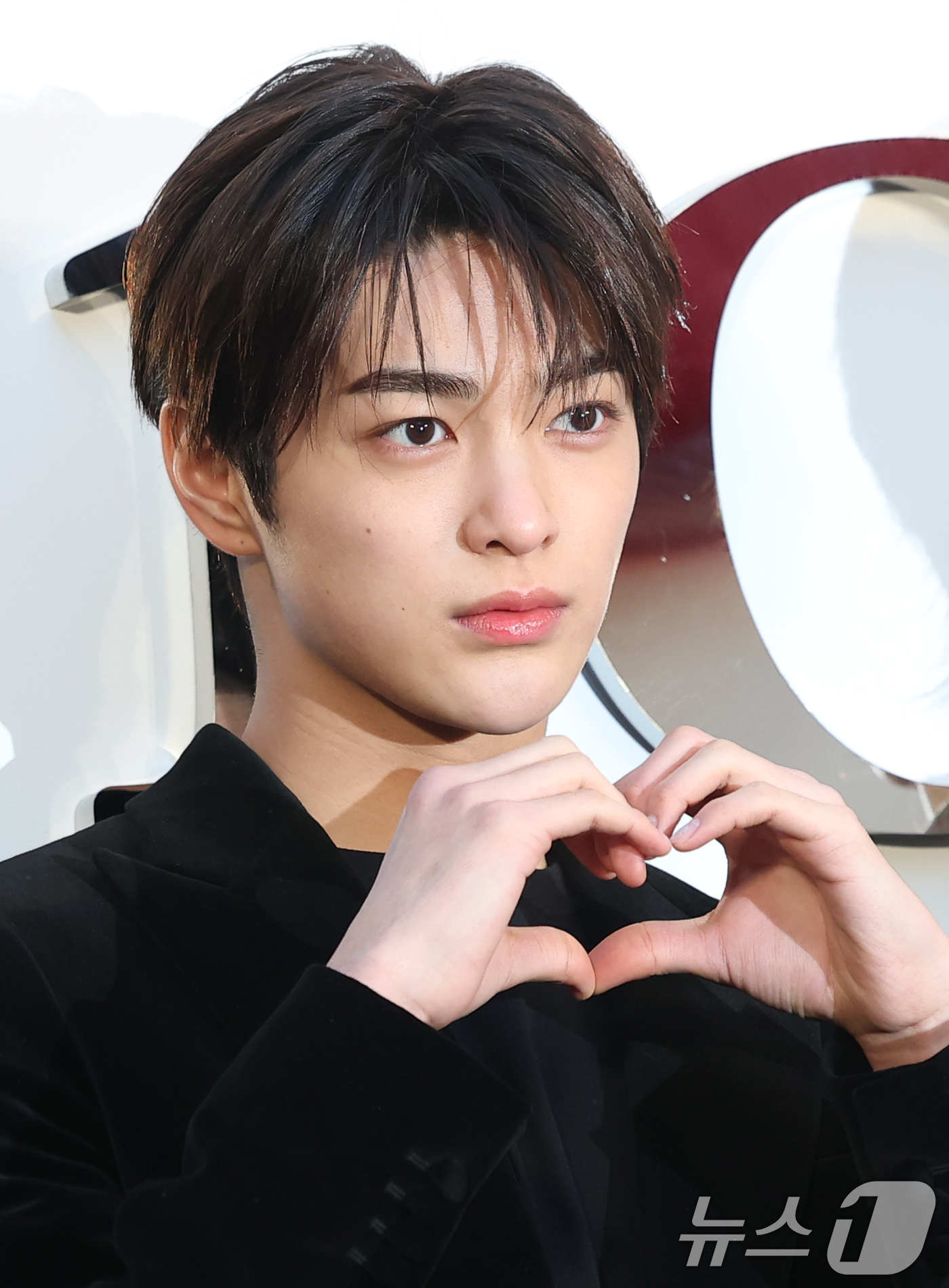 (서울=뉴스1) 권현진 기자 = 코르티스 건호가 7일 오후 서울 성동구 디올 성수에서 열린 조나단 디올 컬렉션 론칭 기념 행사에 참석해 포즈를 취하고 있다. 2026.1.7/뉴스1 …