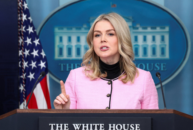 [포토]정례 브리핑 진행하는 美백악관 대변인