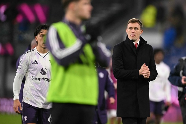 '플레처 임시 감독 체제' 맨유, 하위권 번리와 2-2 무승부