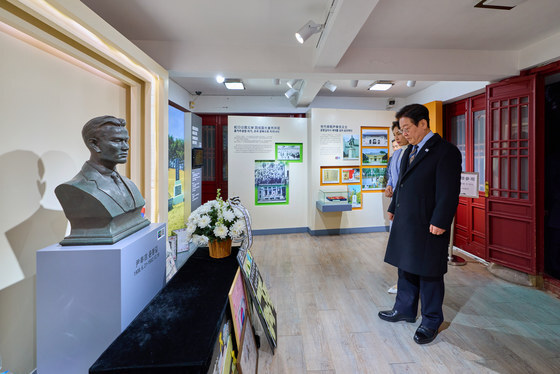 윤봉길 의사 기념관 찾은 이재명 대통령